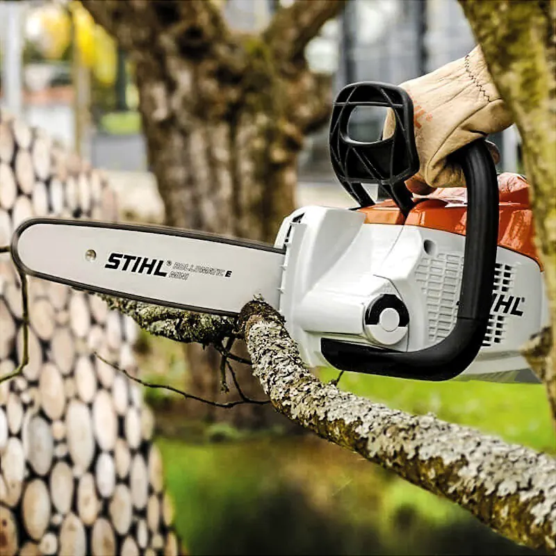 Аккумуляторная пила STIHL MSA 160 C-B с шиной 12" / 30 см, (без АКБ и ЗУ) Аккумуляторная пила STIHL MSA 160 C-B с шиной 12" / 30 см, (без АКБ и ЗУ)
